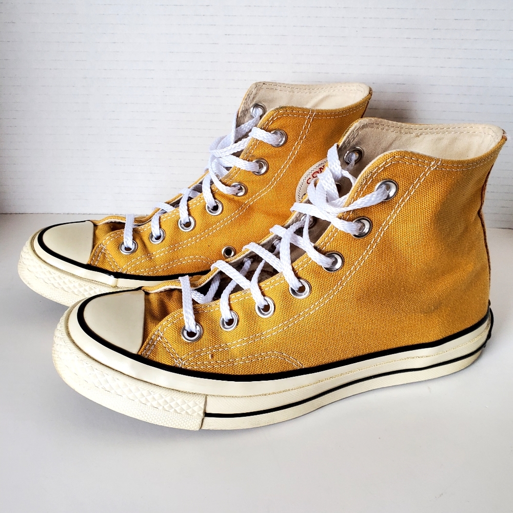 Converse Chuck Taylor Hi Top Sneakers In Sunflower size M4.5 or W6.5